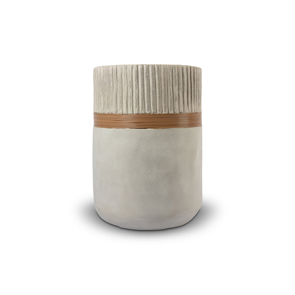 Arlo Stool